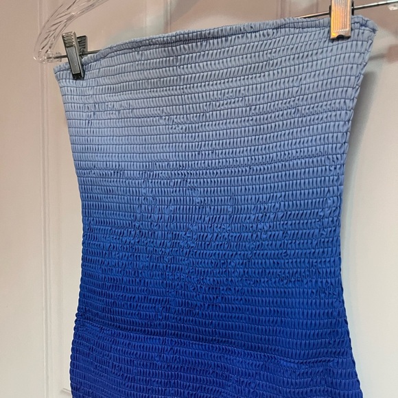 Princess Polly smocked pucker dress blue ombré size 6 nautical - Picture 3 of 6